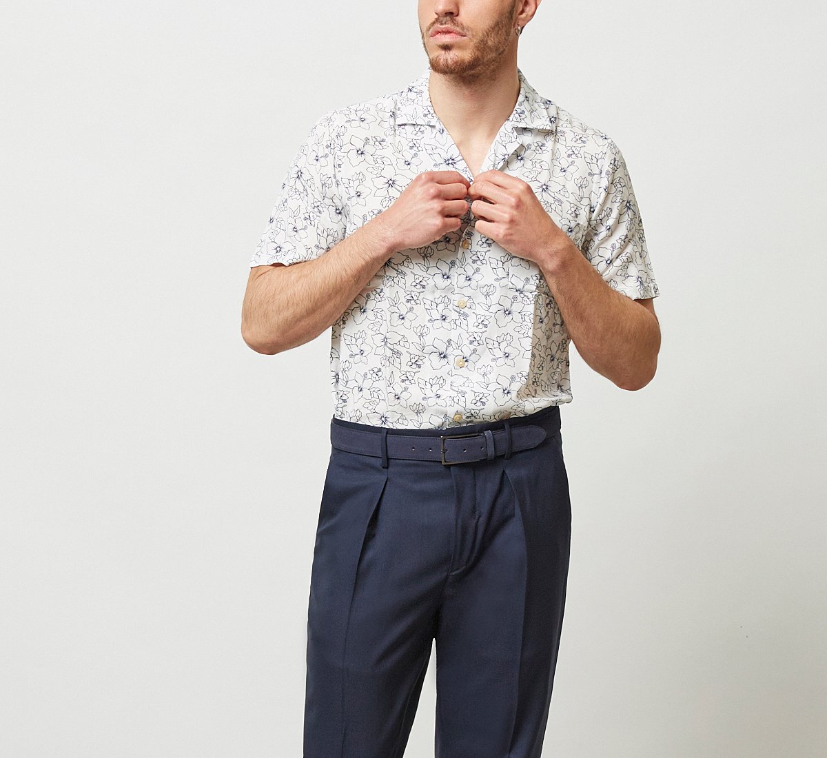 Short-sleeved shirt