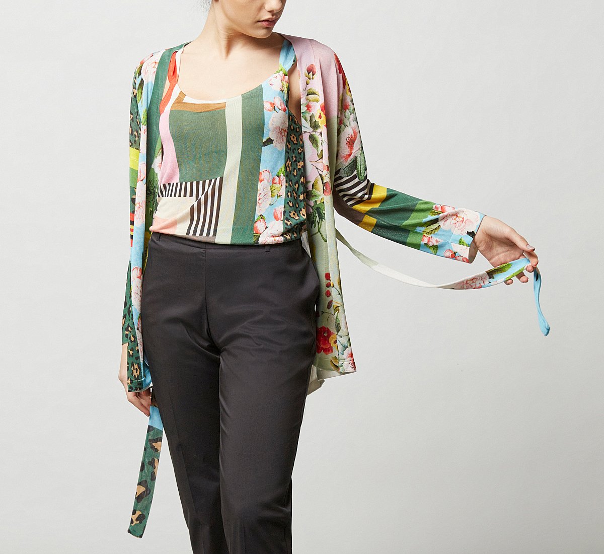 Patterned cardigan and vest set