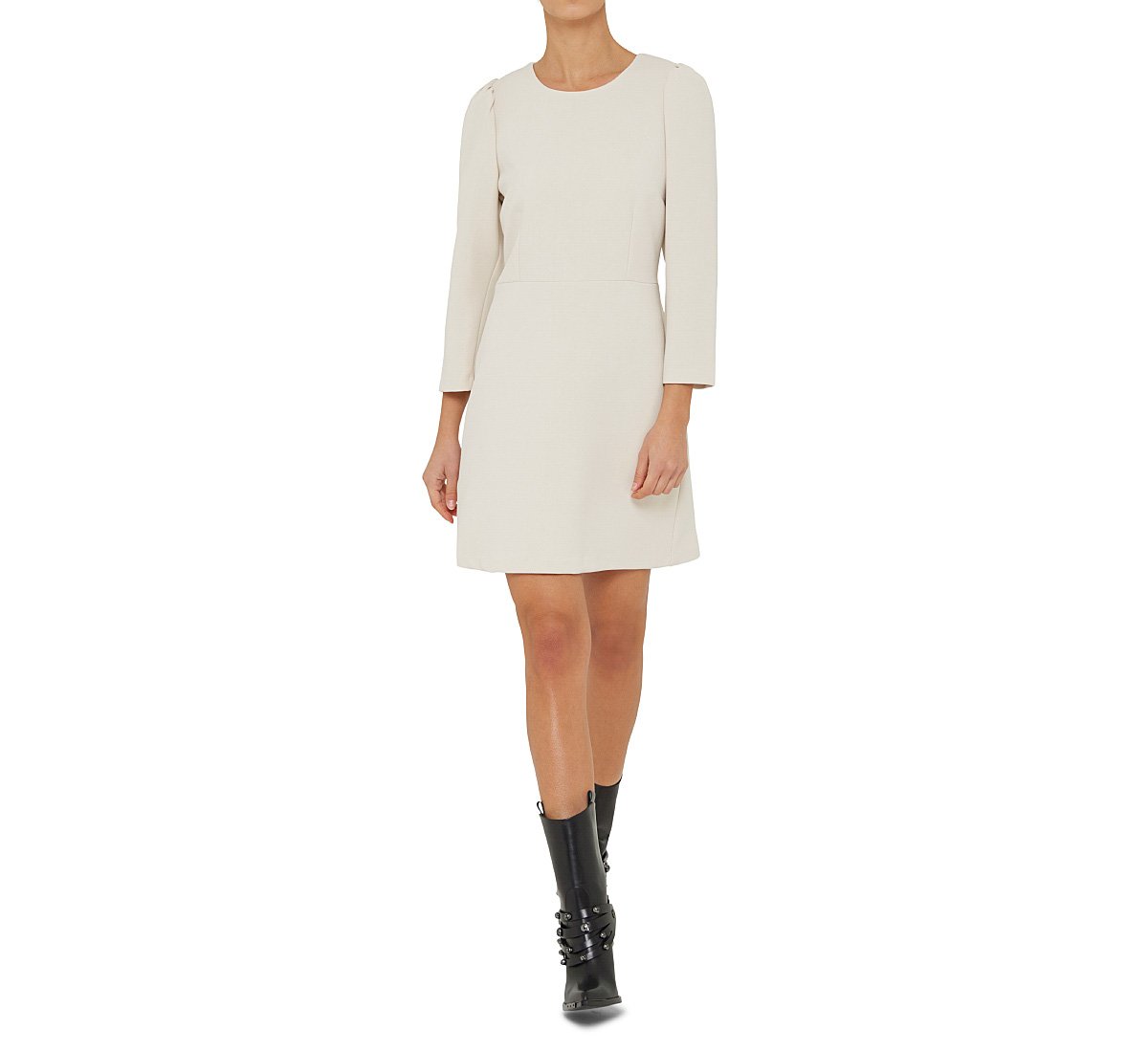 Long-sleeved dress