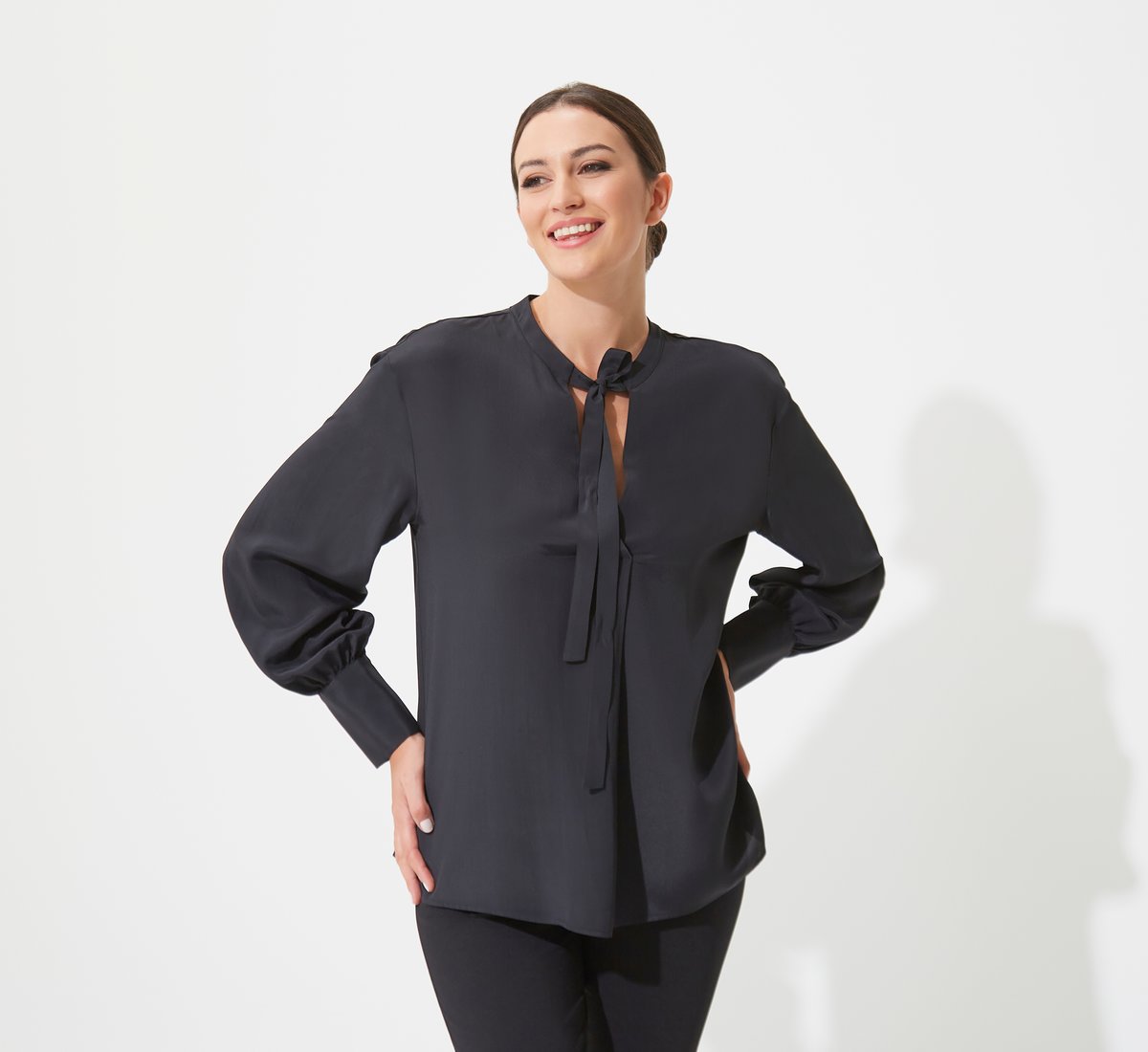 Black shirt