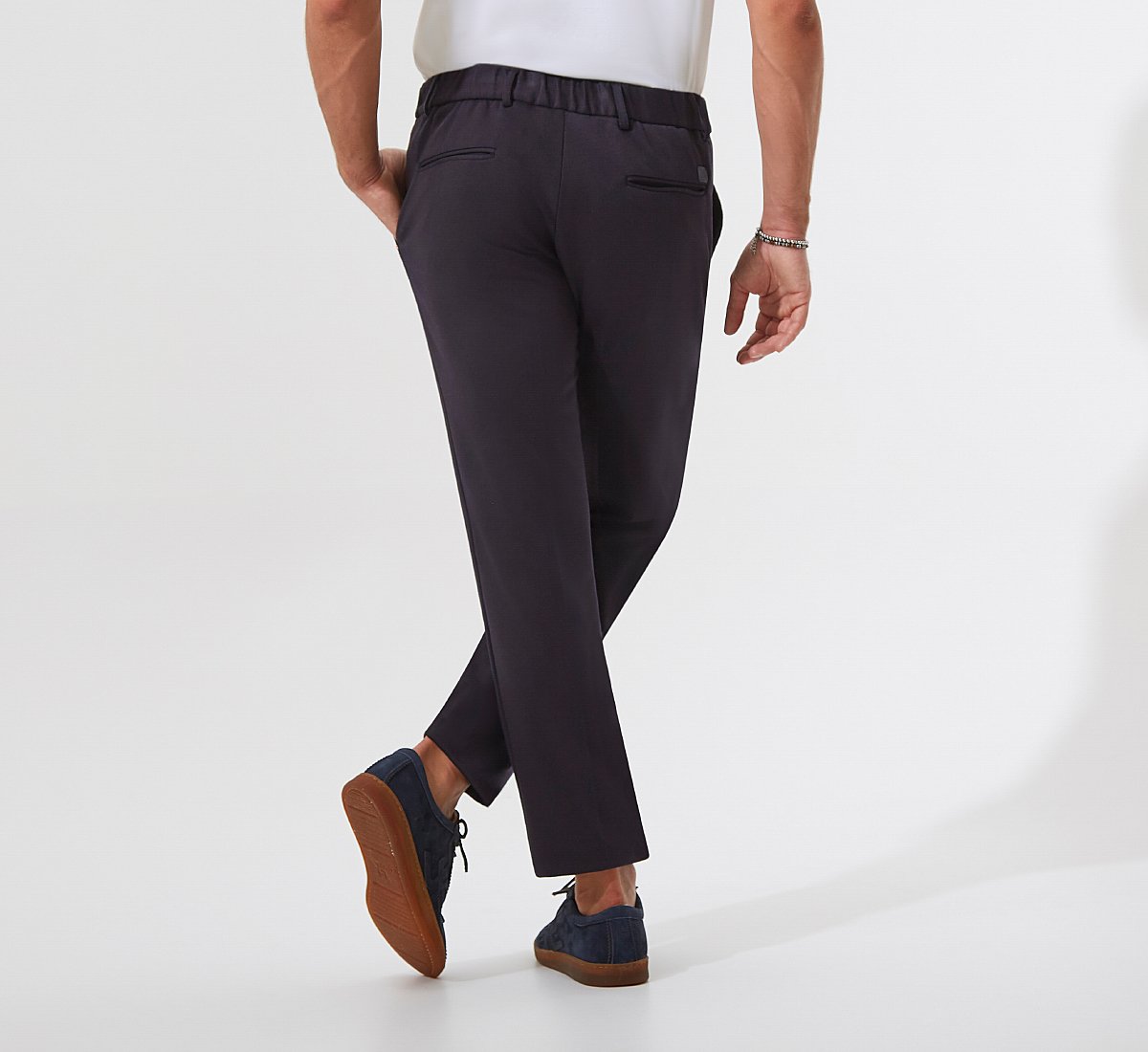 Maroon slim-fit trousers