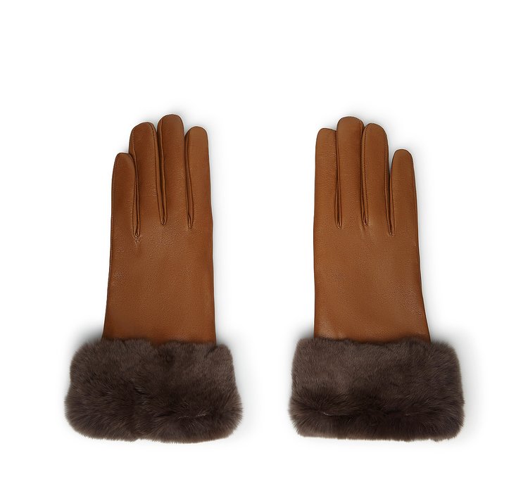 Brown gloves with fur trim