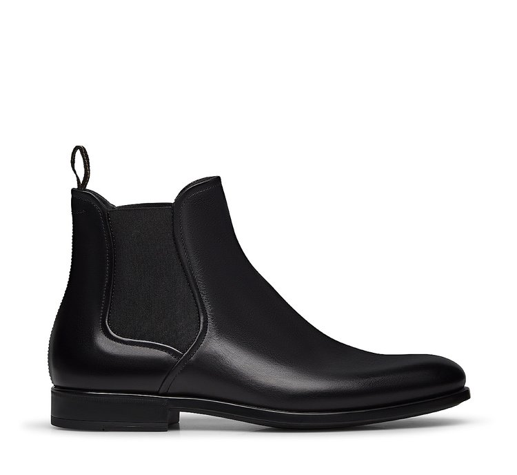 Calfskin ankle boot