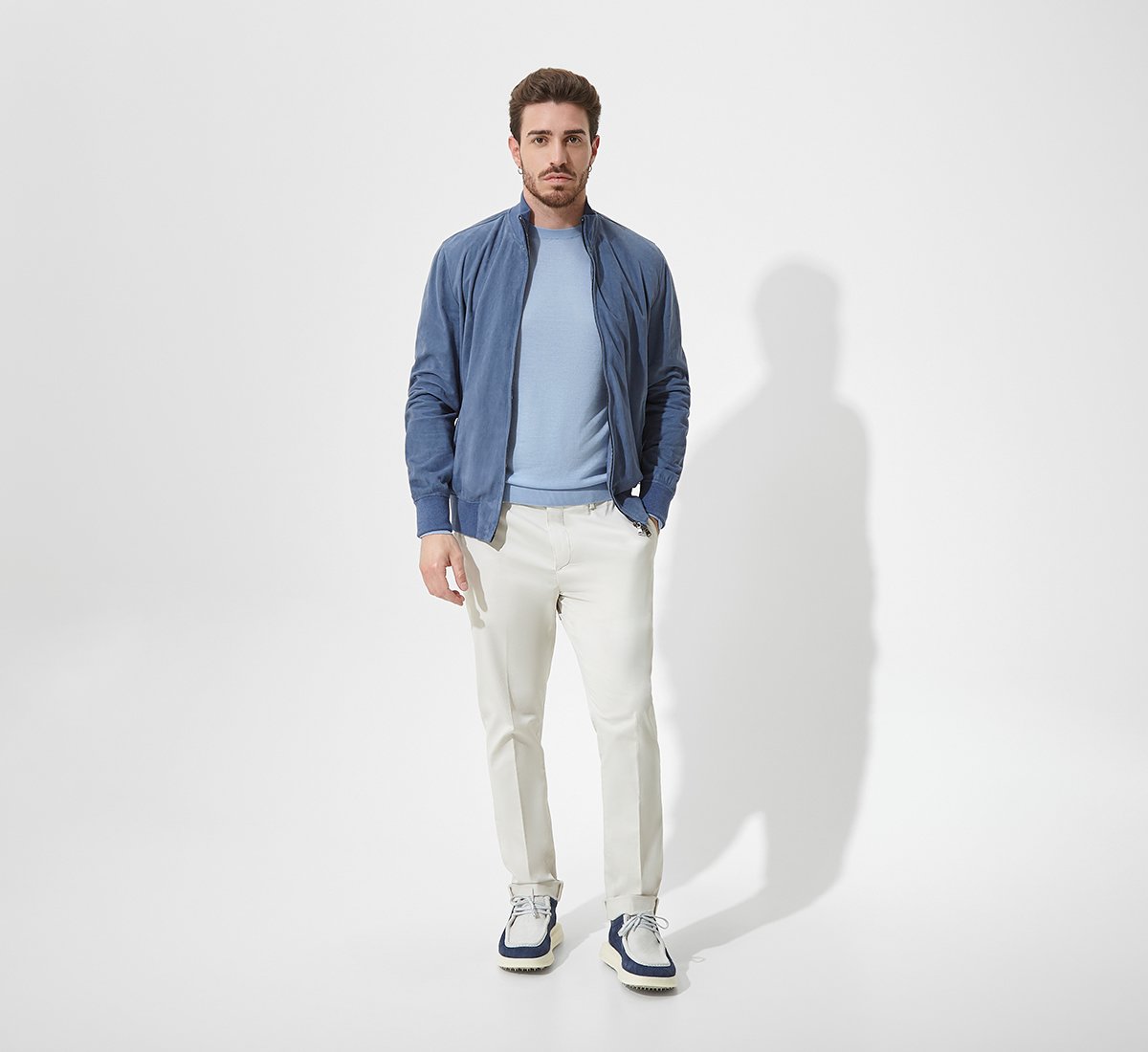Regular fit white trousers