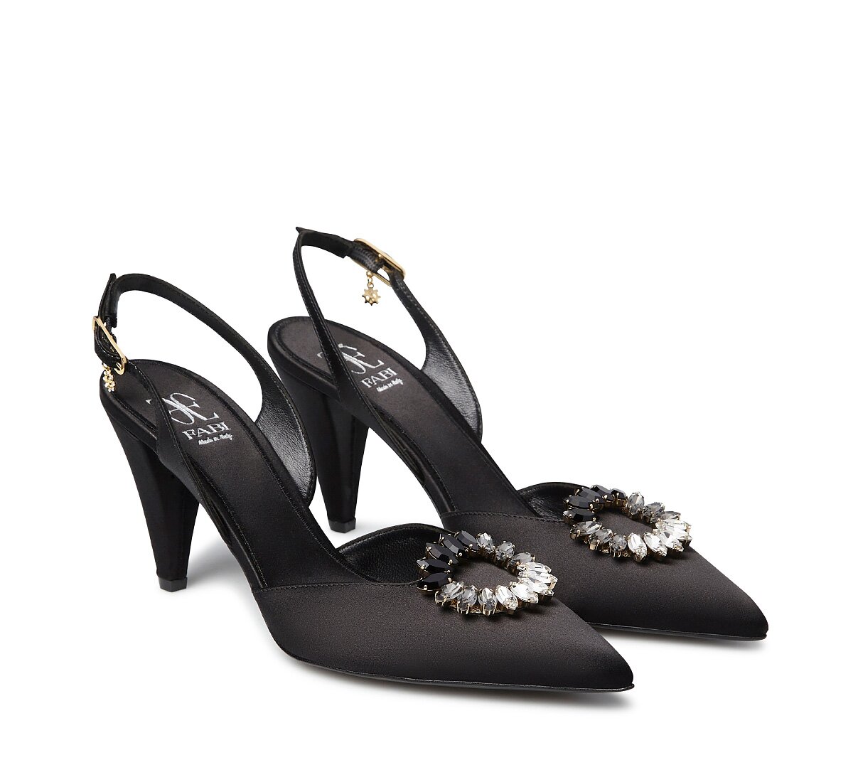 Туфли slingback из атласа с ювелирным аксессуаром