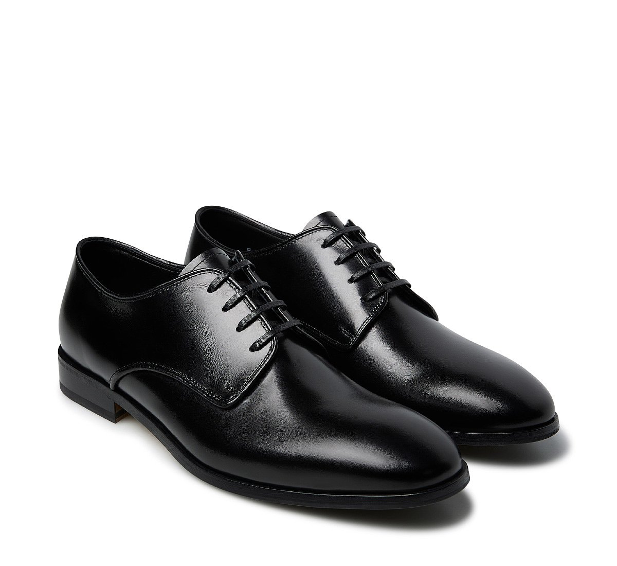 Calf leather lace-up