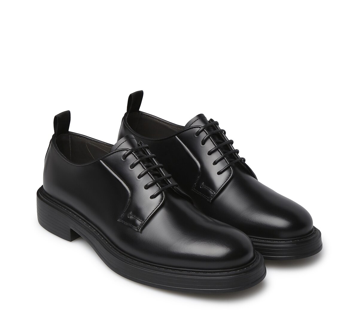 Derby in calfskin