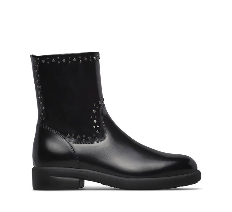 Fabi calfskin ankle boots with studs