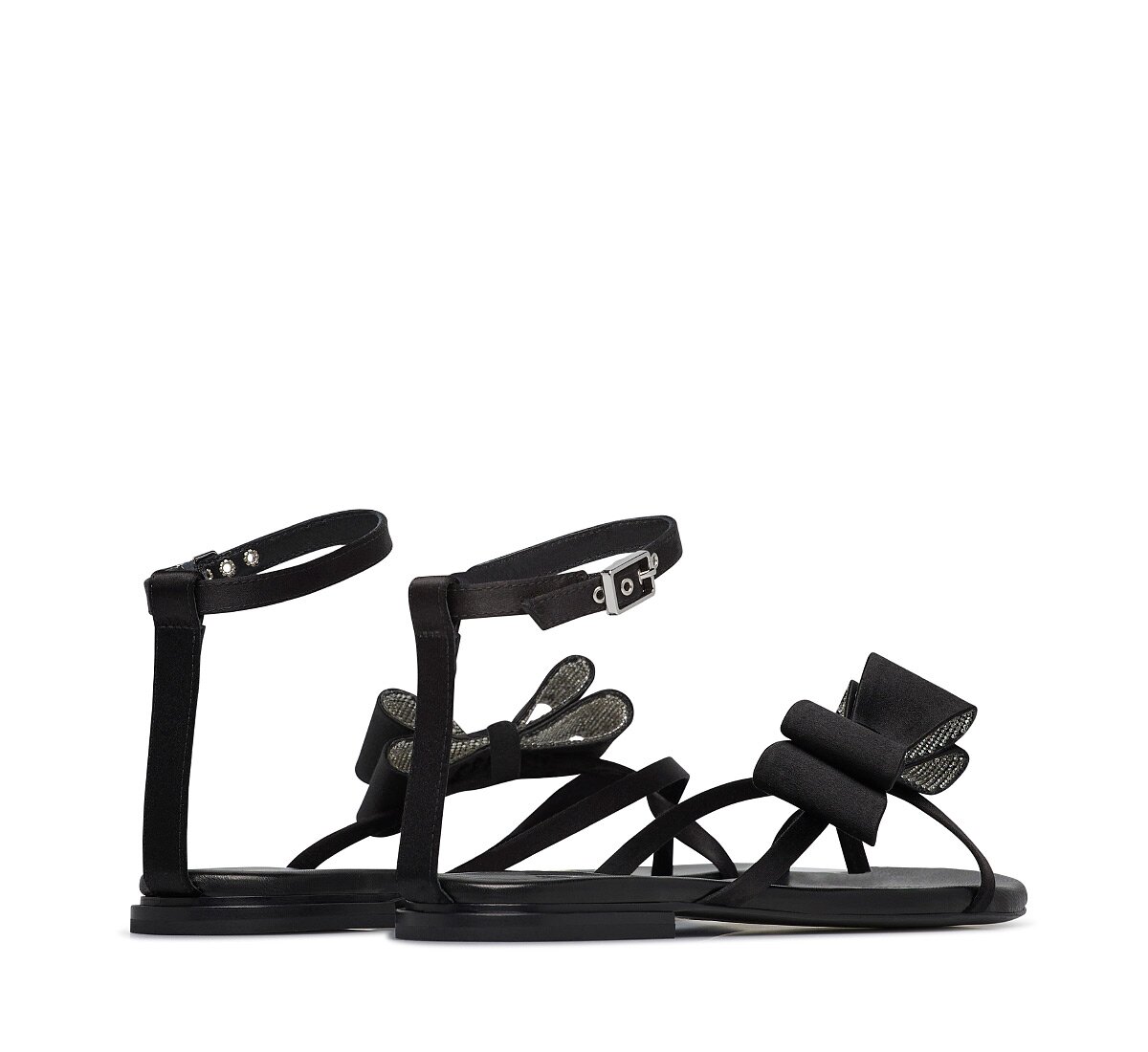 Thong sandal in satin