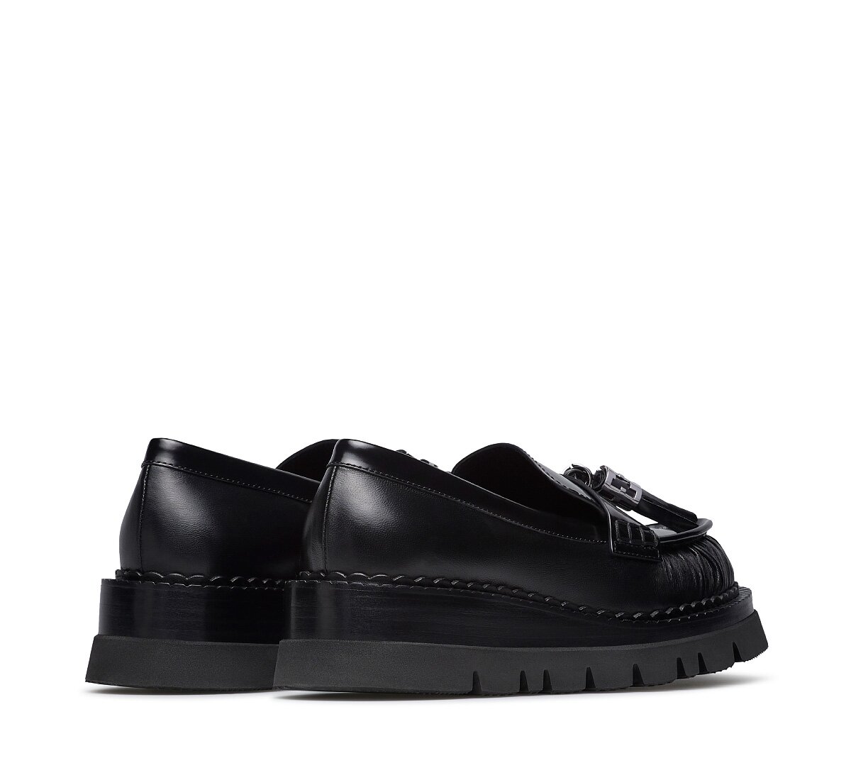 Лоферы Fabi с кисточками