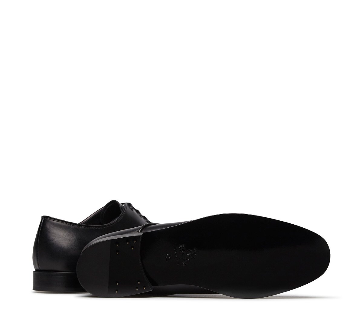 Calf leather lace-up
