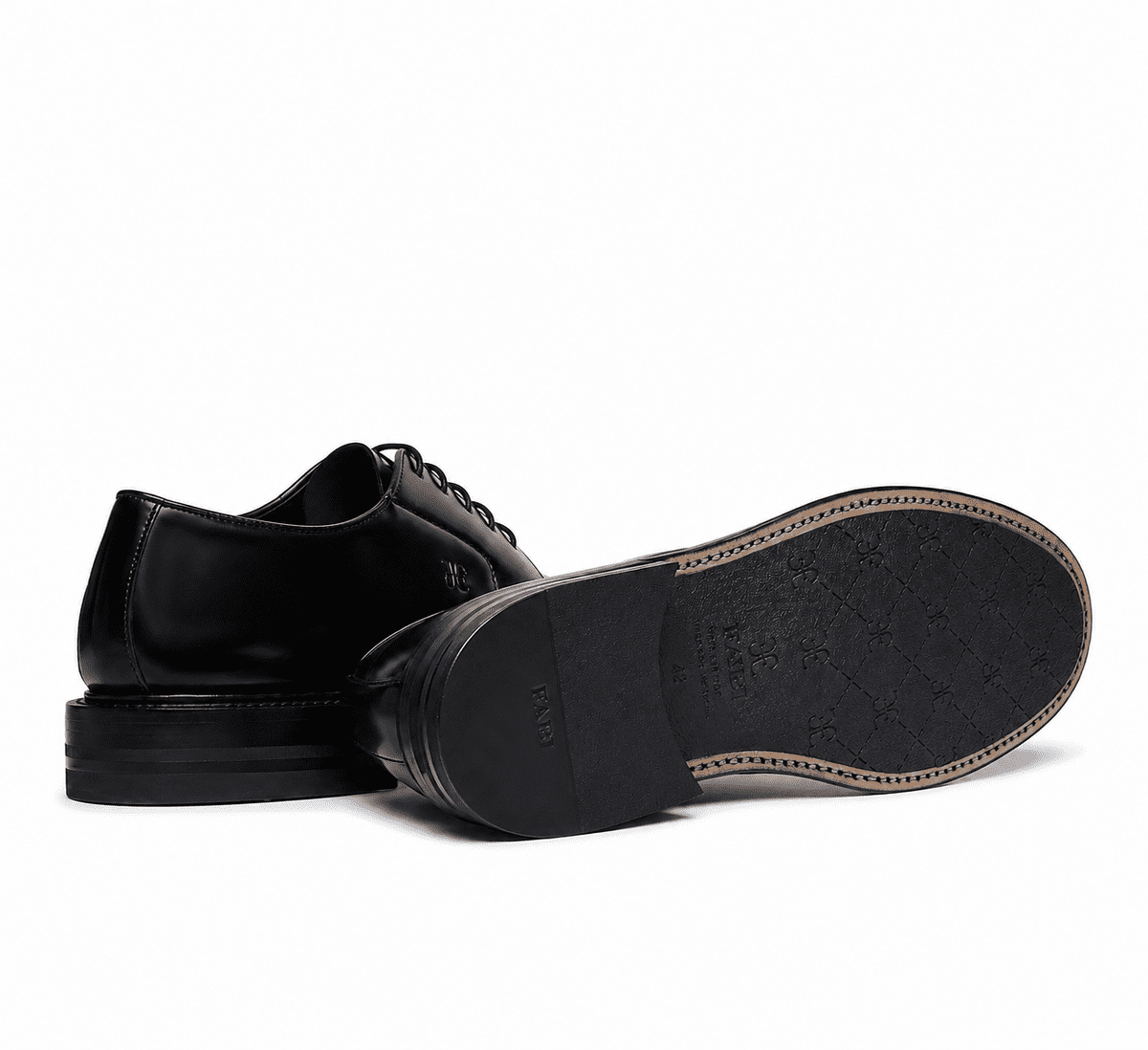 Calfskin derby