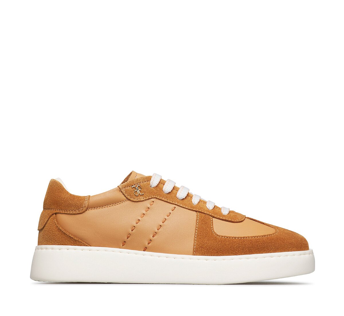 Sneakers in nappa