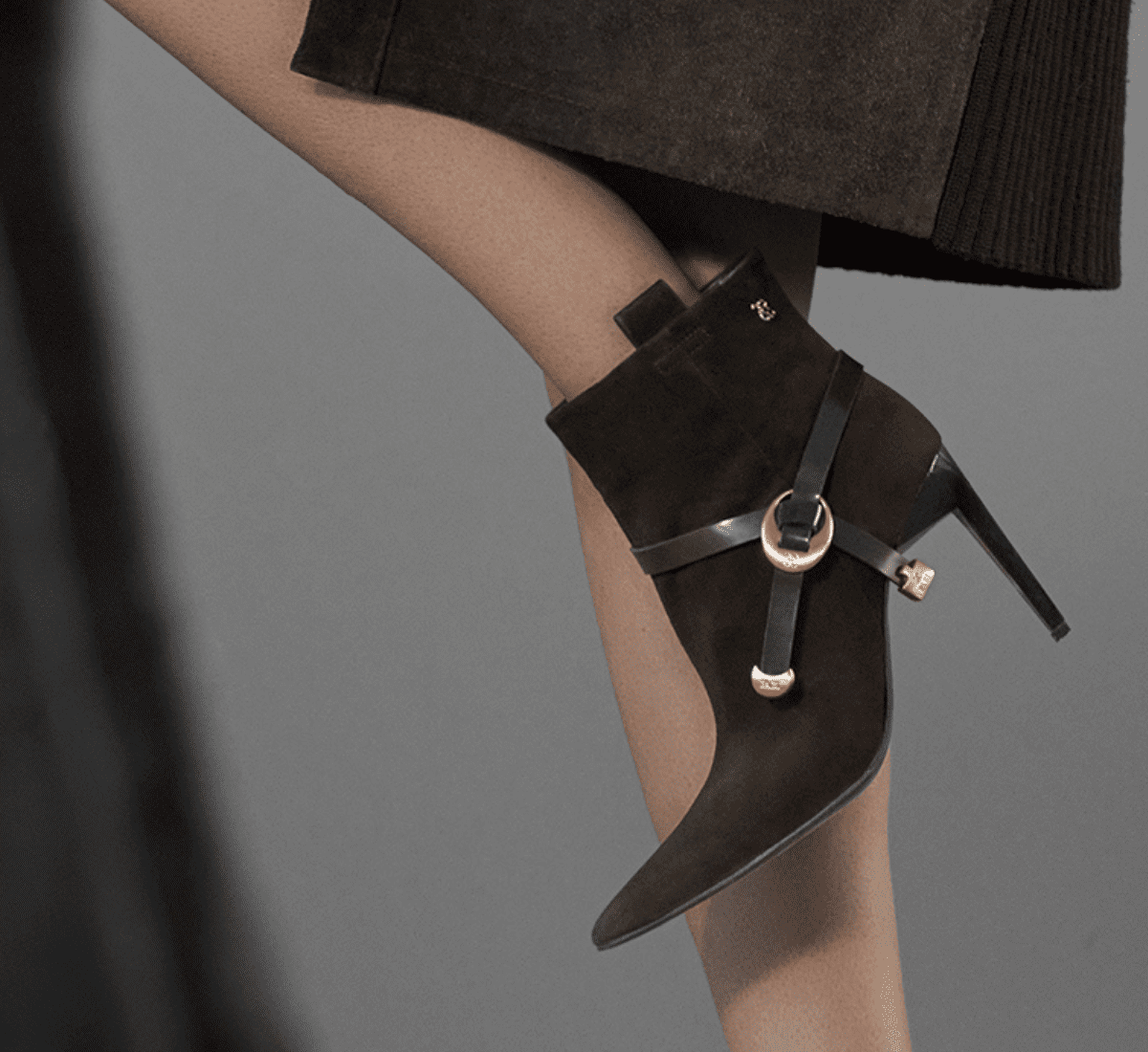 Fabi suede ankle boot