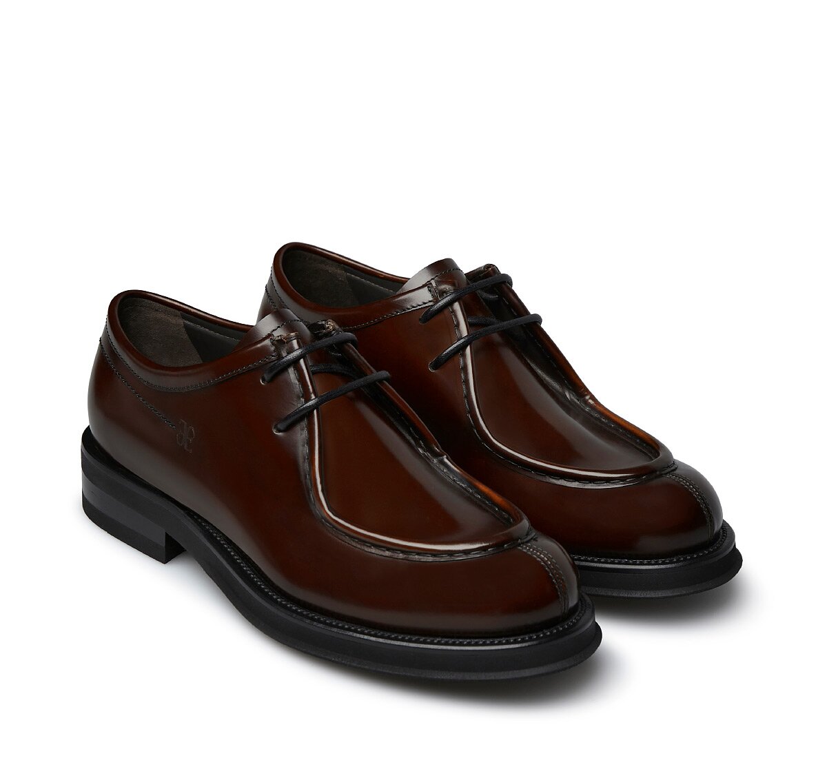 Стрингата Fabi из телячьей кожи