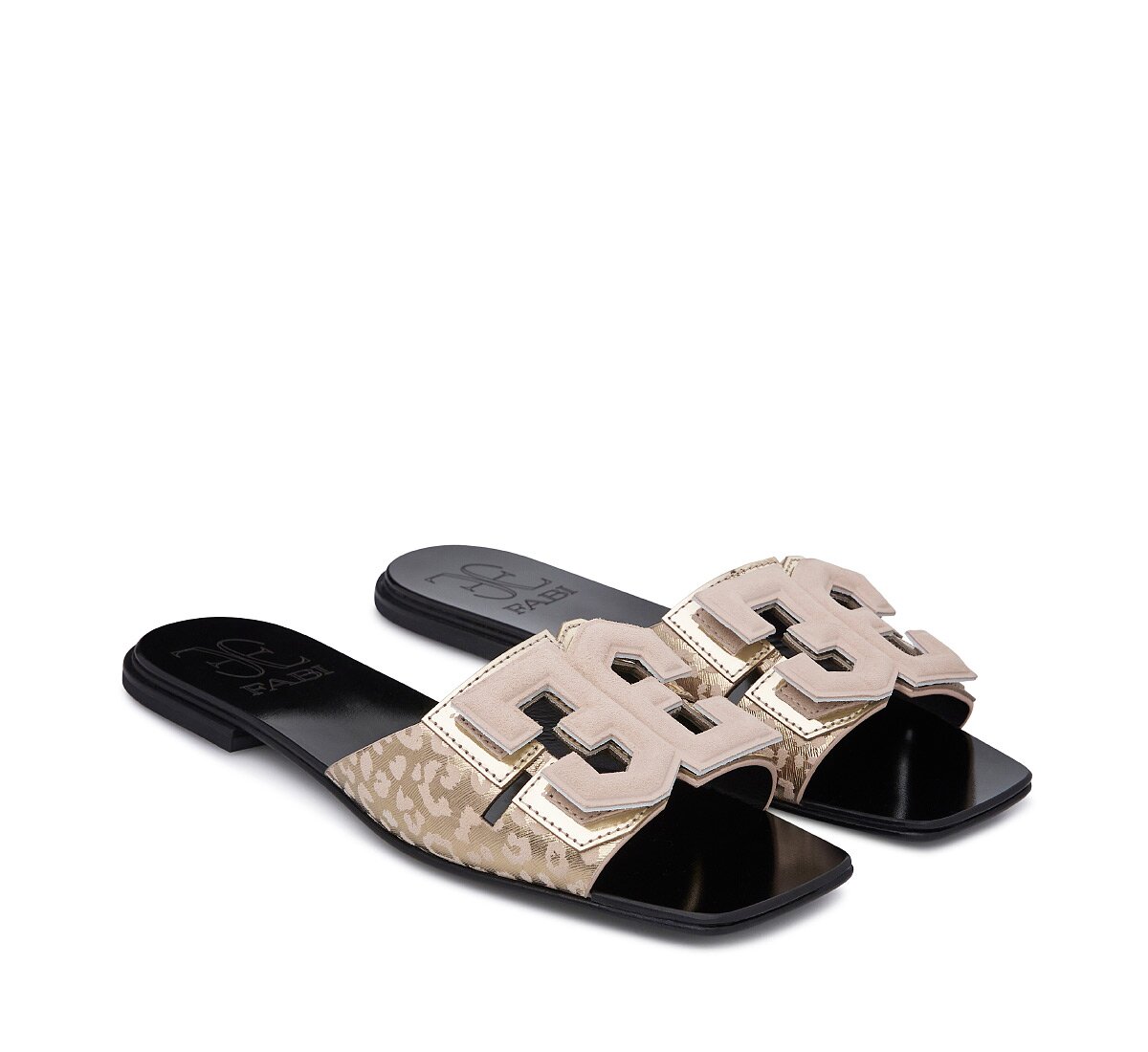 Слиперы с макси-логотипом