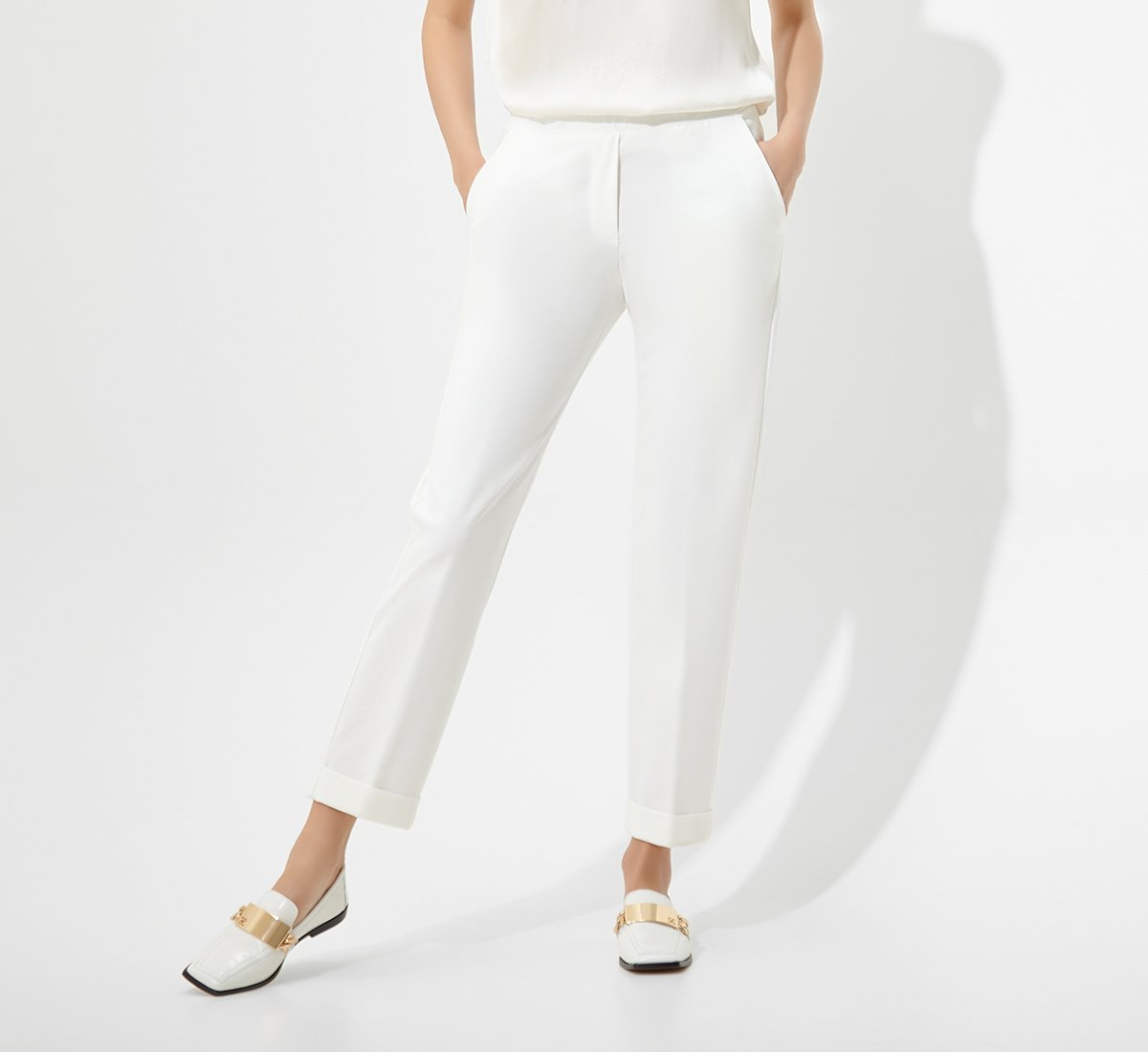 Slim-fit trousers