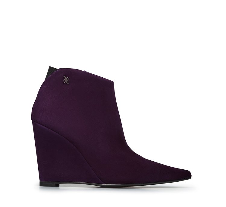 Fabi suede ankle boot