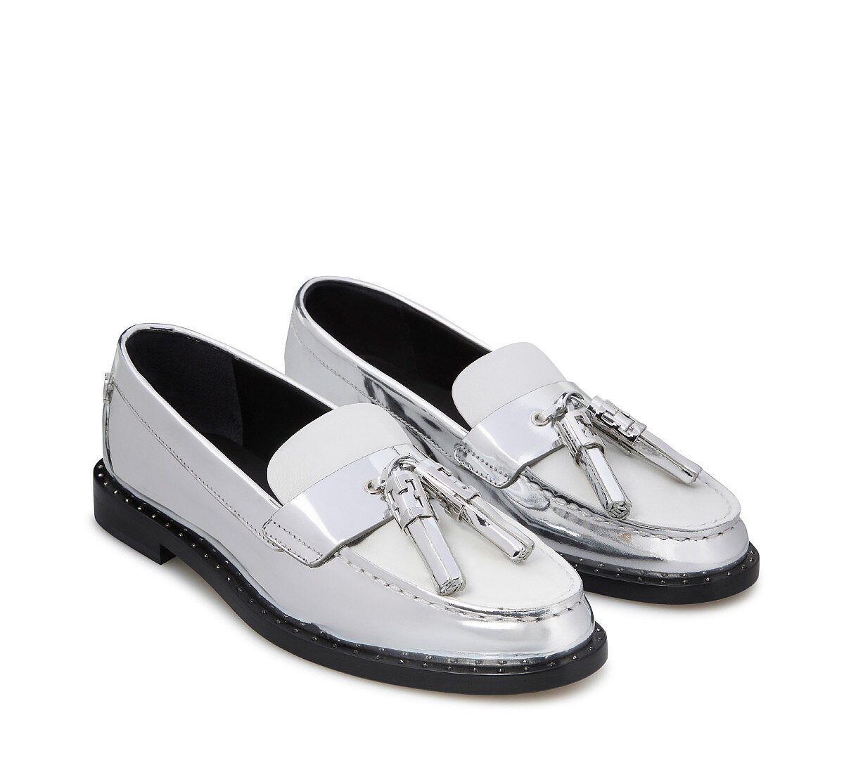 Mocassino Fabi con nappine e borchiette