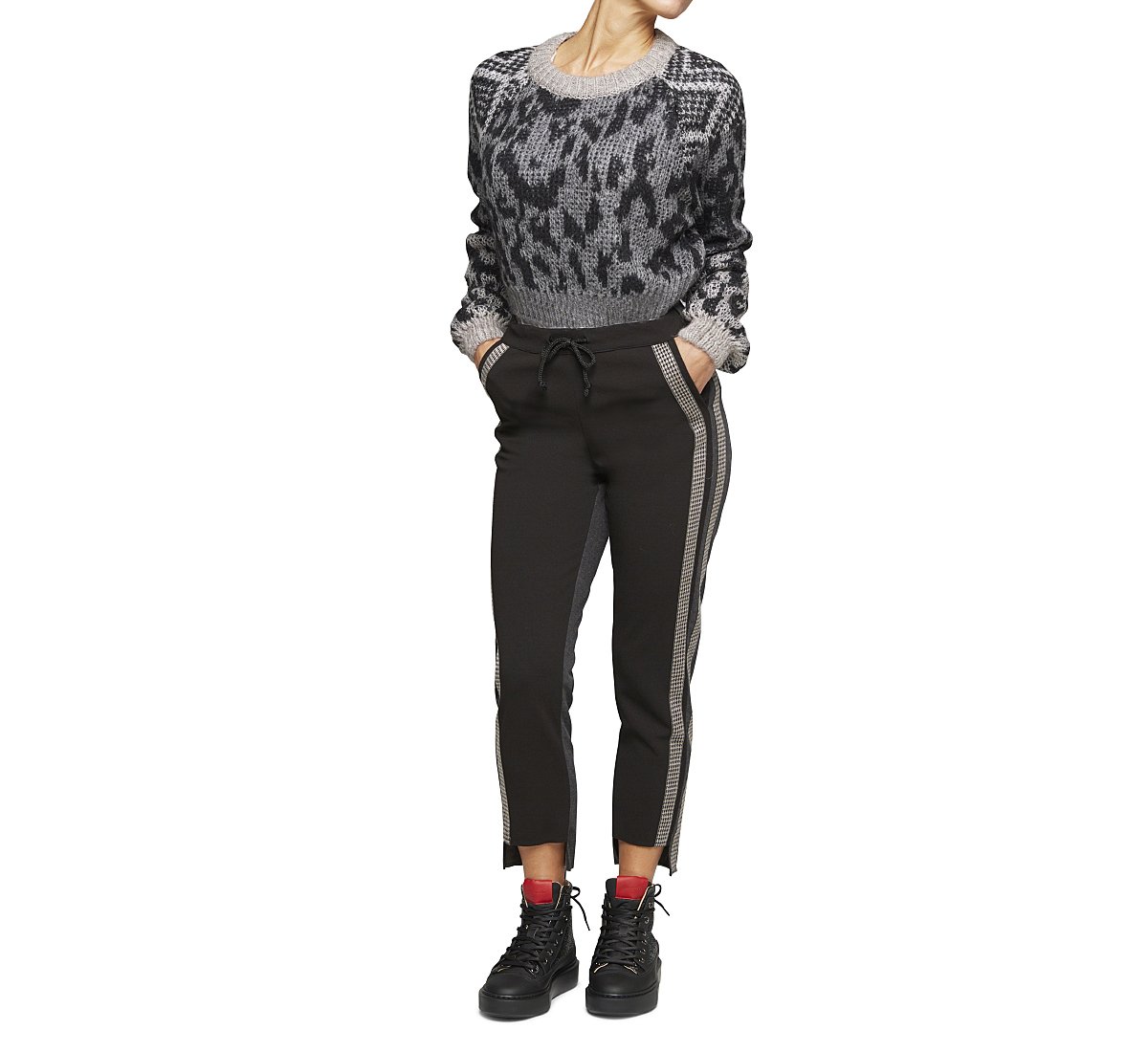 Stretch trousers in soft fabric