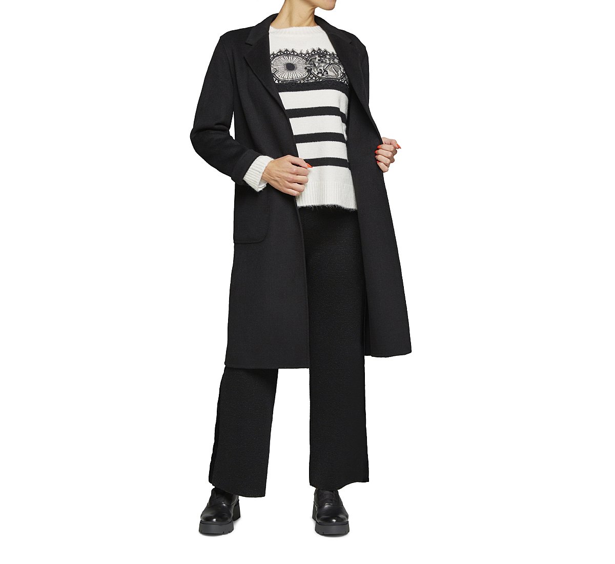 Coat with lapel collar in warm wool