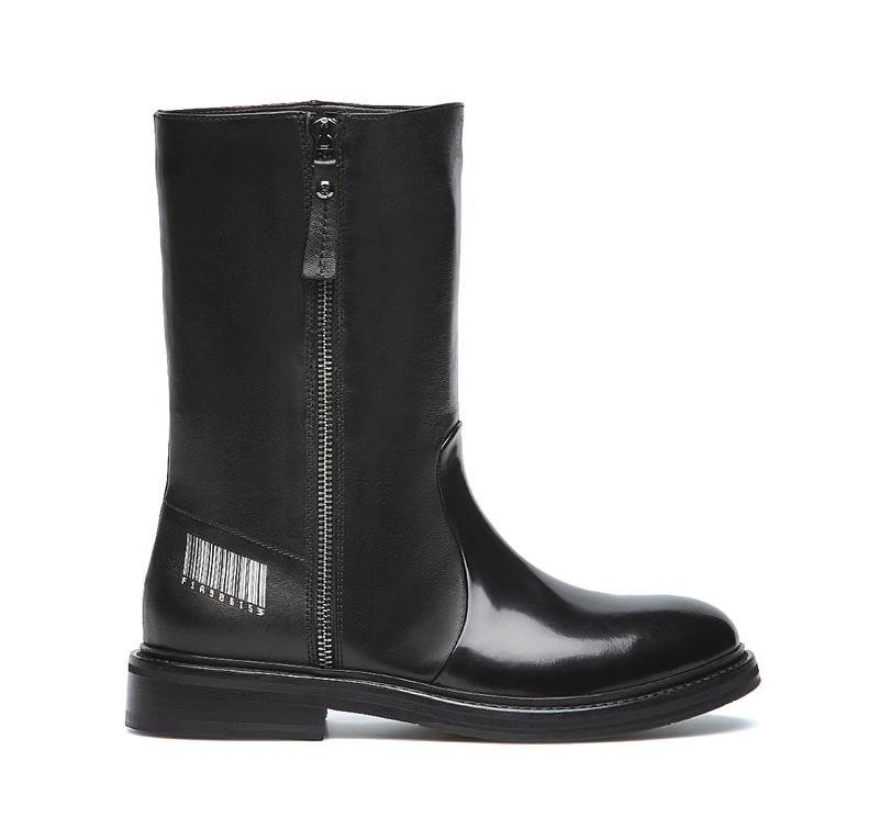 Soft nappa leather boots