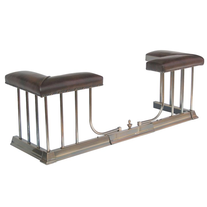 Manor Regent Fireplace Club Fender - Antique Brass