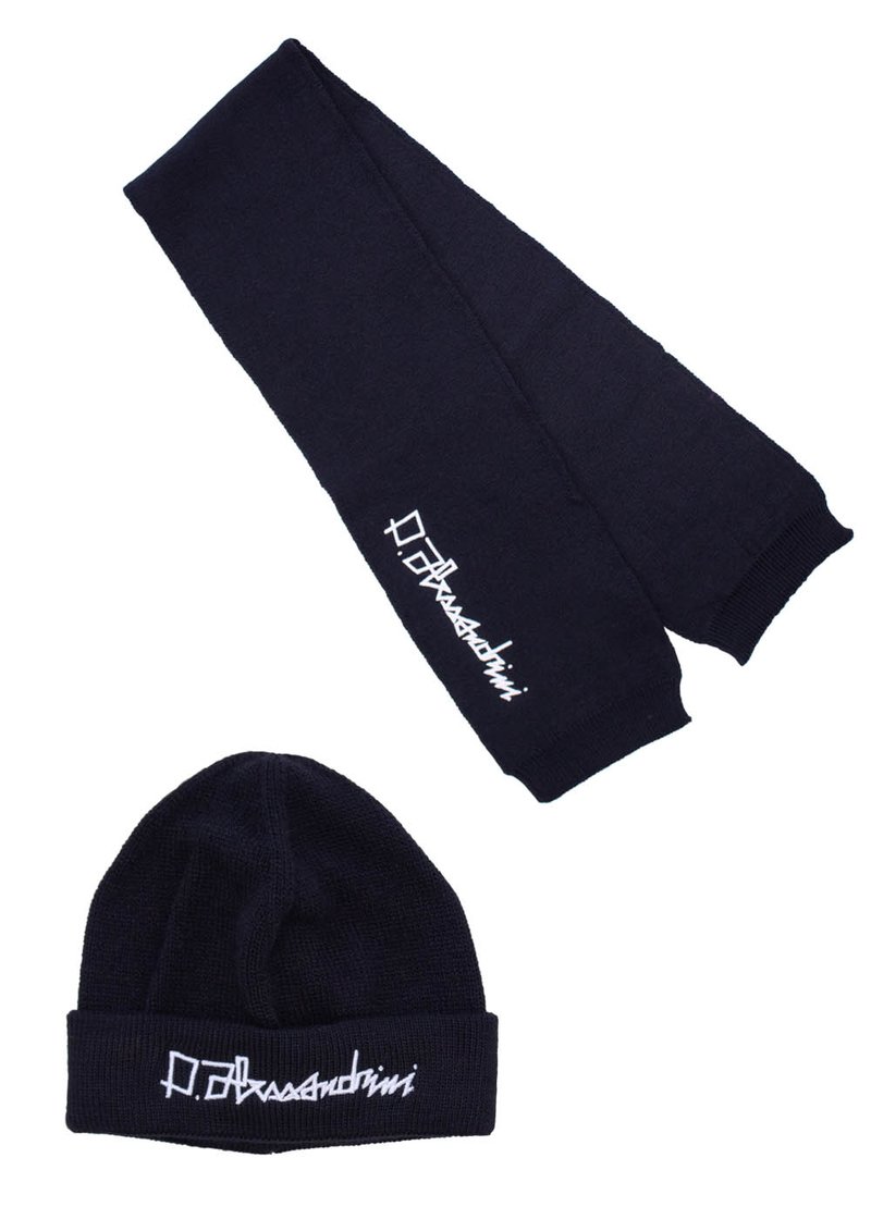 SCARF AND HAT WITH EMBROIDERED LOGO