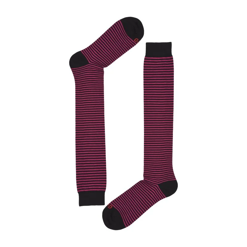 Men's striped long socks.