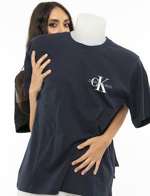 T-shirt uomo scontata - T-shirt Calvin Klein logo a lato