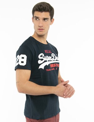 T-shirt uomo scontata - T-shirt Superdry con logo in corsivo