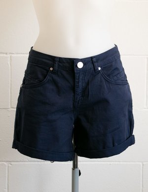 Shorts Yes Zee con risvolto