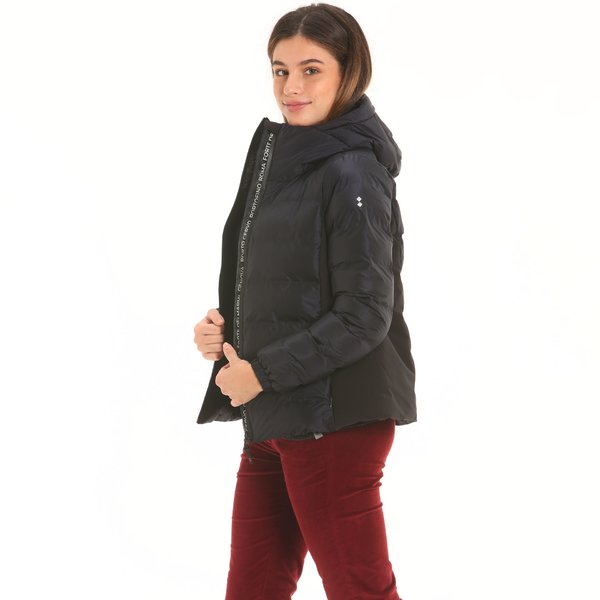 Women's jacket F221 in tear-resistant ripstop nylon with hood