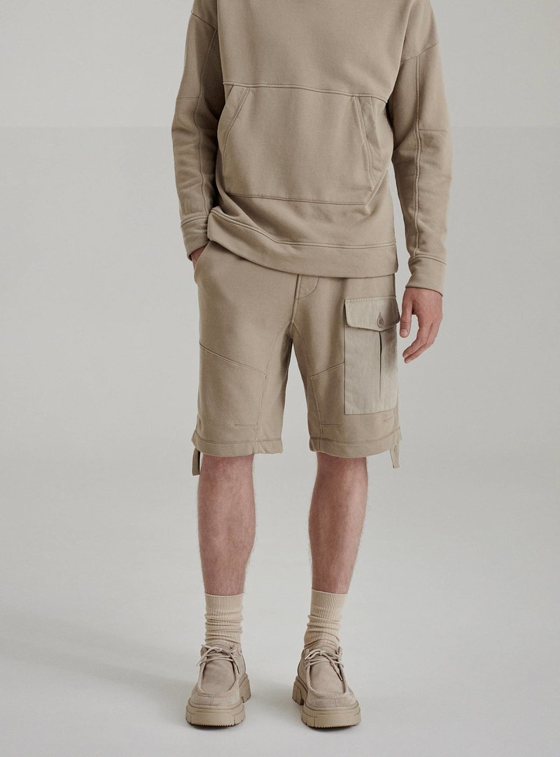 TEN C - view 2