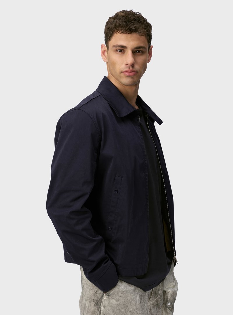 新品未使用！　TenC FREEZER dark navy 44 Freezer Blouson Jacket | Ten c ®