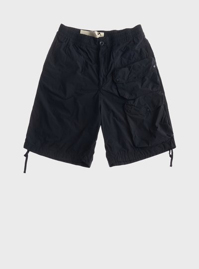 STRAIGHT-LEG LIGHTWEIGHT CARGO SHORTS - Zoom