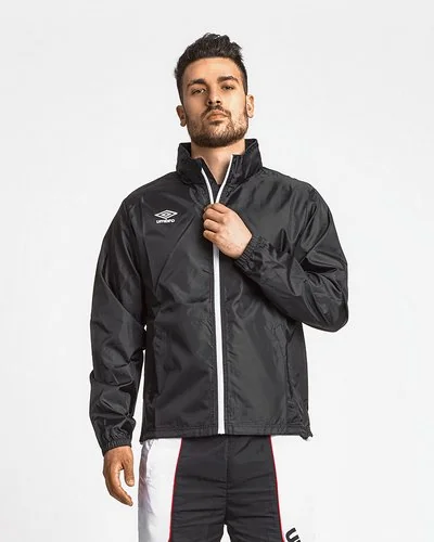Sportswear for Men: Clothing for Gym and Outdoor - Umbro Italia