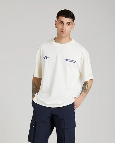 T-Shirt Oversized, casual e contemporanea - Bianco Swan