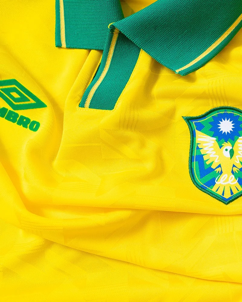 Classic Football Shirts on X: Brazil 1991 Jacket by Umbro 🇧🇷 An  unbelievable jacket from the Brazil and Umbro partnership during the  nineties 🤩  / X