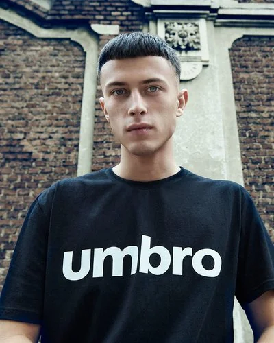 T shirt umbro uomo hotsell