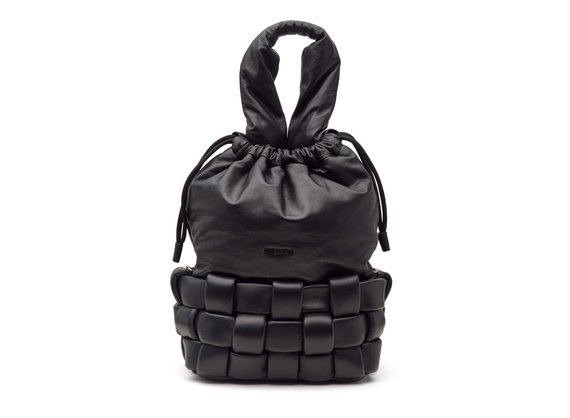 Tiara<br />Black bag with woven detail