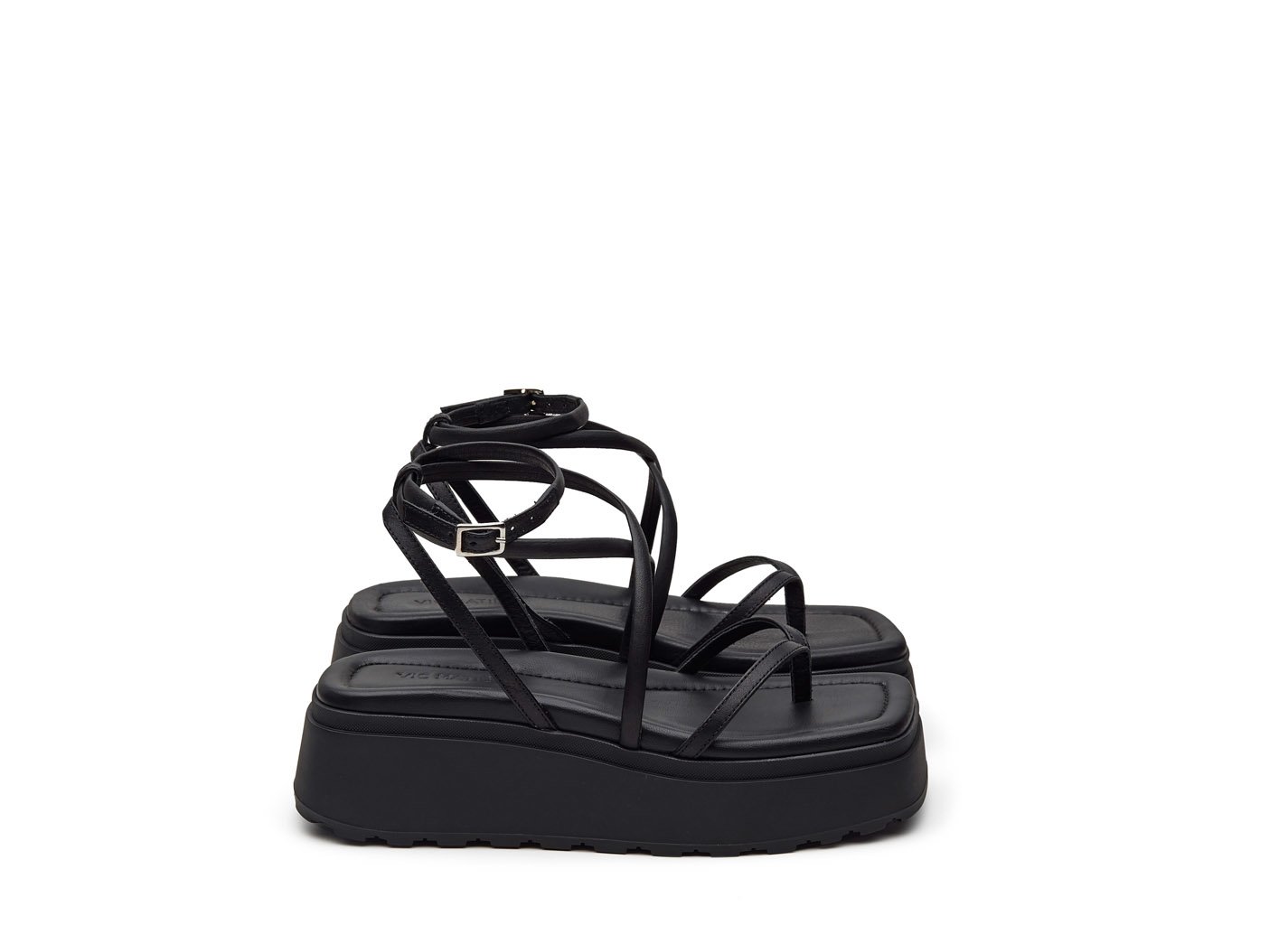 black flatform thong sandals