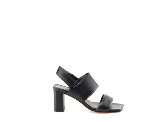 Black polyhedral sandals with bands