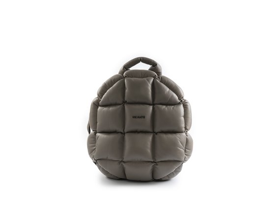 Petra<br />Dove-grey turtle backpack - Gris Tourterelle