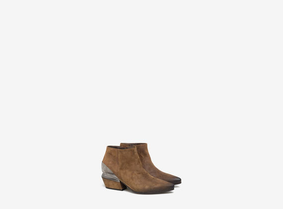 Ankle boots with metal heel cushion - Brown
