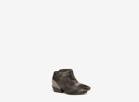 Ponyskin ankle boots with metal heel cushion - Hunt / Brown