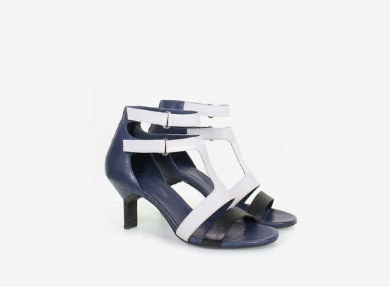 Sandalo con doppio cinturino - Nero / Bianco / Blu