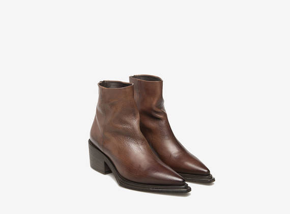 Stub leather ankle boots with metal zips - Leather Brown
