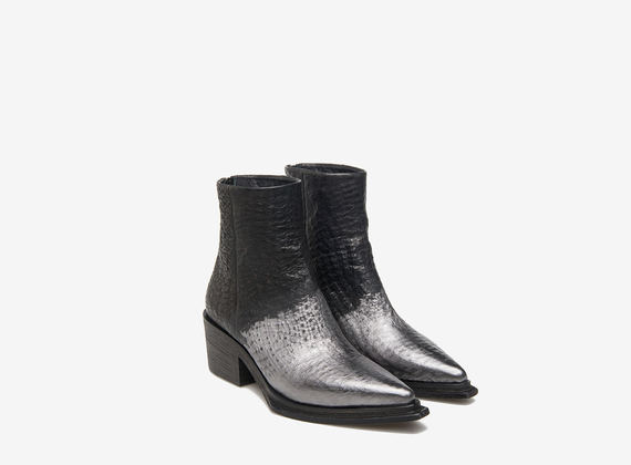 Metal tipped ankle boots - Black / Silver