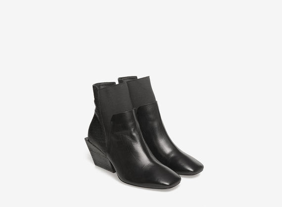 Leather Beatle geometric heels - Black